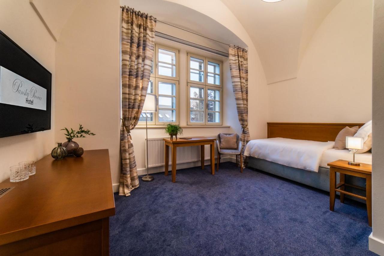 Pansky Pivovar Hotel Holešov